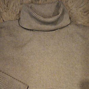 Van Heusen Knit Turtleneck